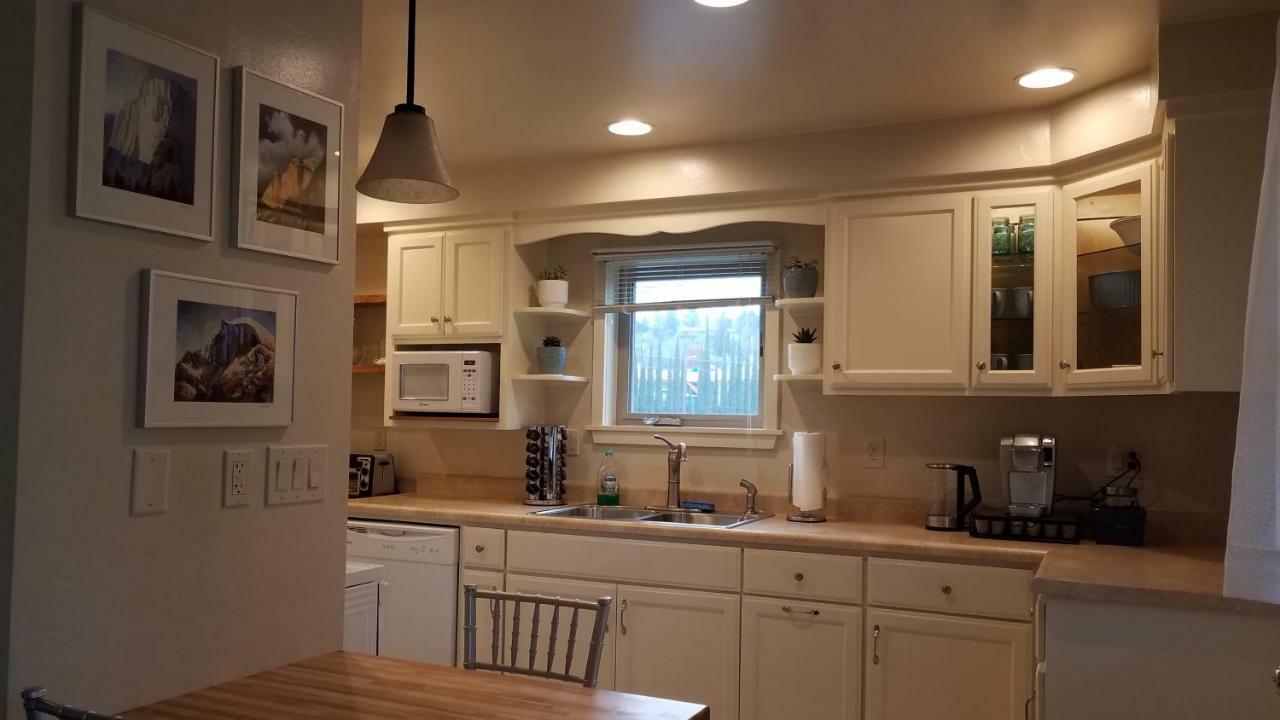 Becky'S Condo 마리포사 외부 사진
